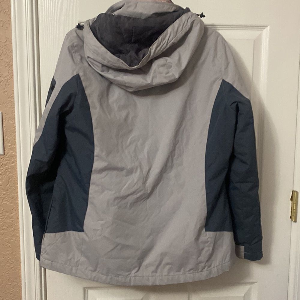 Free Country Jacket - Picture 8 of 9
